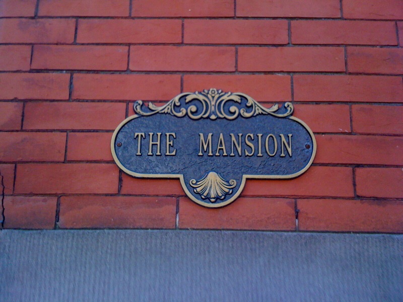 a the mansion o.jpg a the mansion o.jpg